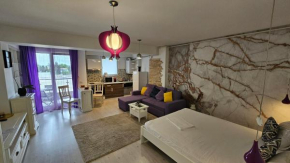 Airport Residence 3